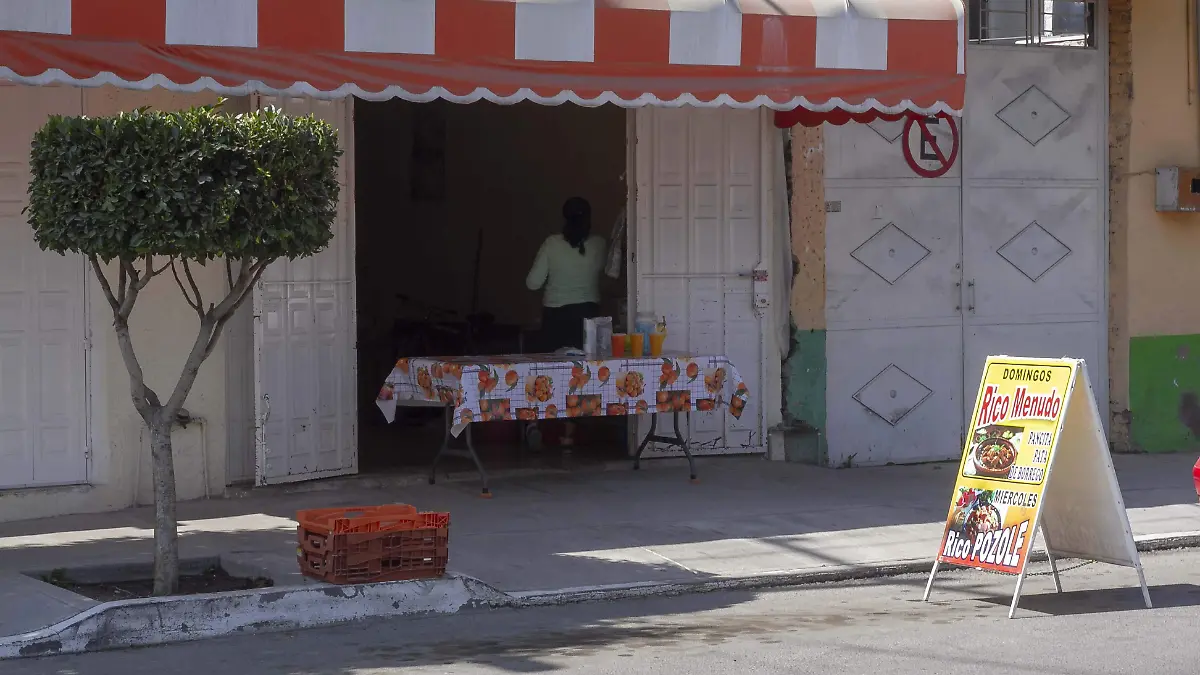 El acuerdo incluyó que en los 800 pesos se considerara también el cobro que se hace por el derecho de piso. Foto César Ortiz